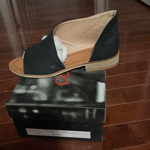 Ccocci- Adele black snake print size 7 NIB